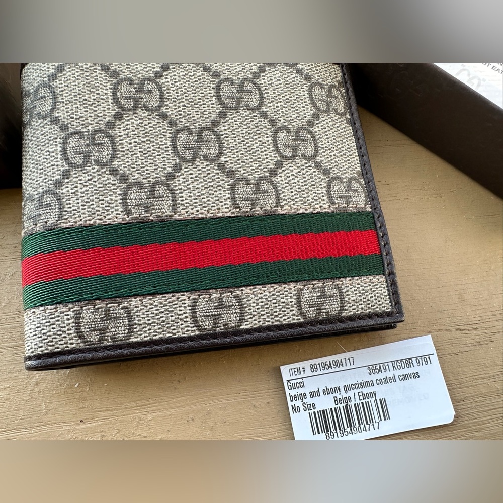 Gucci GG Supreme Canvas Bifold Wallet with Green and Red Web Stripe - Picture 7 of 15